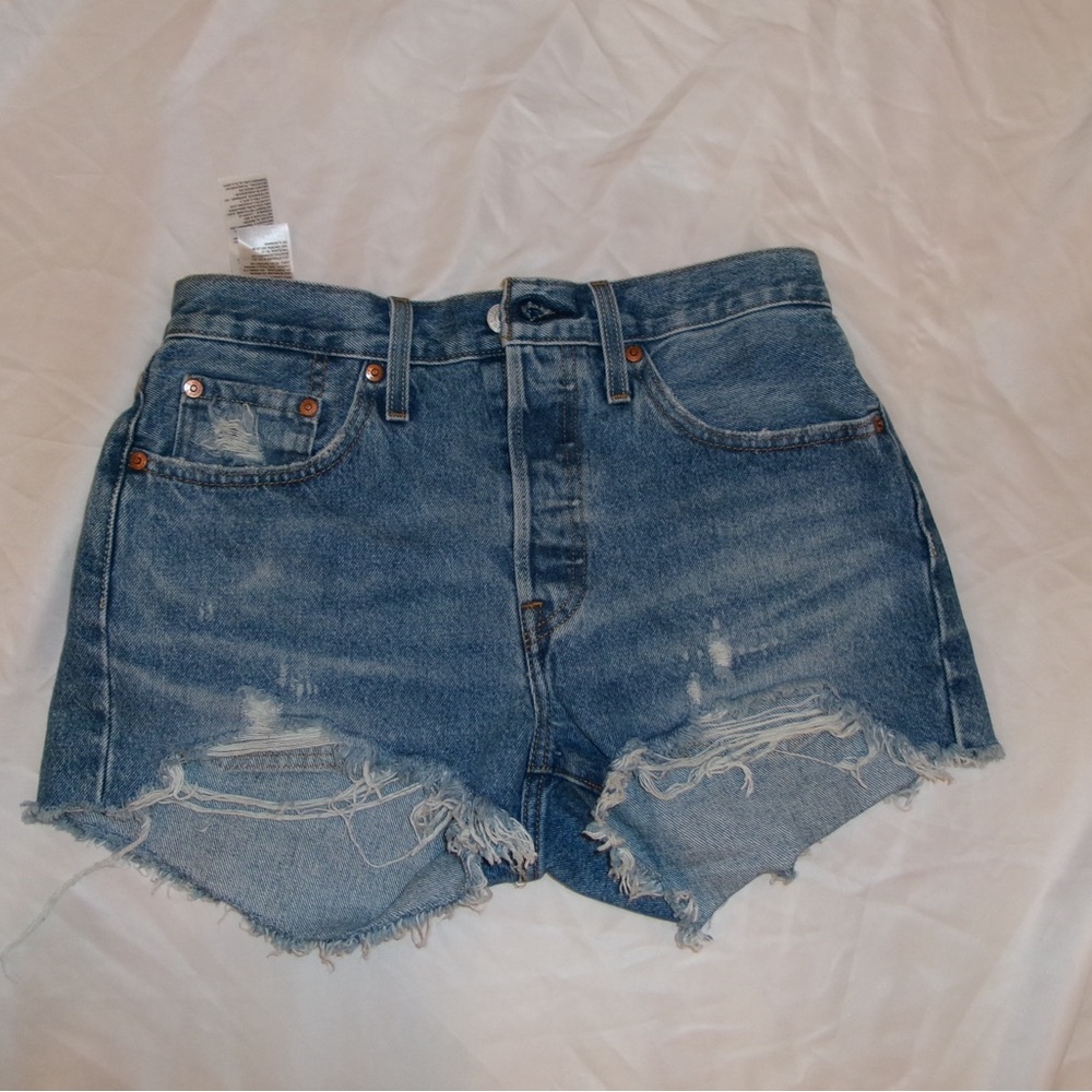brand new never worn revolver levi jean shorts